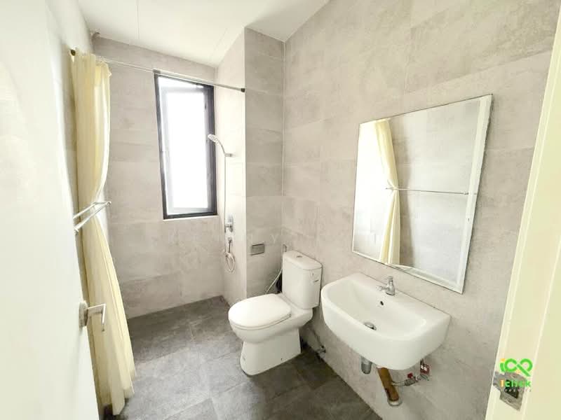 Kondominium untuk Dijual di Iconic Skies - Kenny Ooi - Bathroom - PropertyGuru.com.my