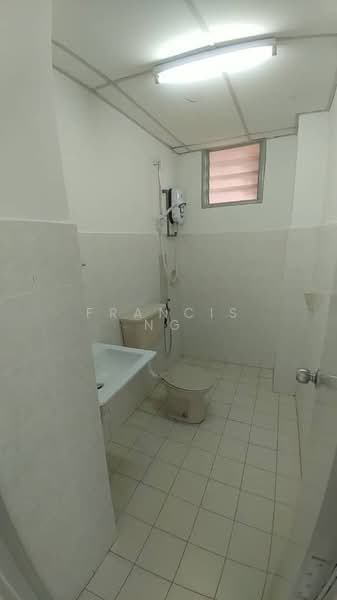 Apartment for Sale at Flora Damansara Apartment - Francis Ng - Bathroom - PropertyGuru.com.my