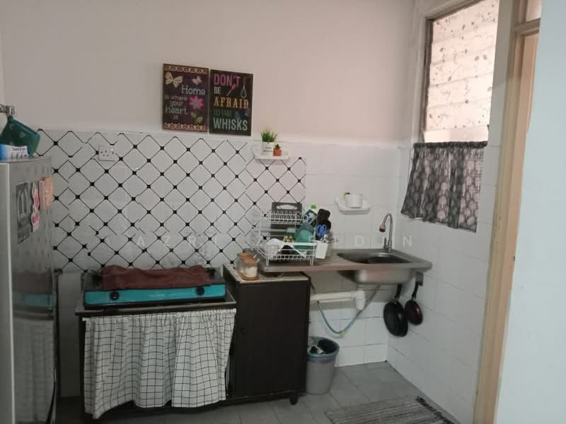 Apartment for Sale at Alam Budiman (Sri Budiman) - Azri Zabidin - Kitchen - PropertyGuru.com.my