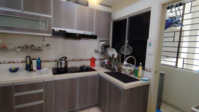 Condominium for Sale at Casa Puteri Condominium - Shan Shan - Kitchen - PropertyGuru.com.my