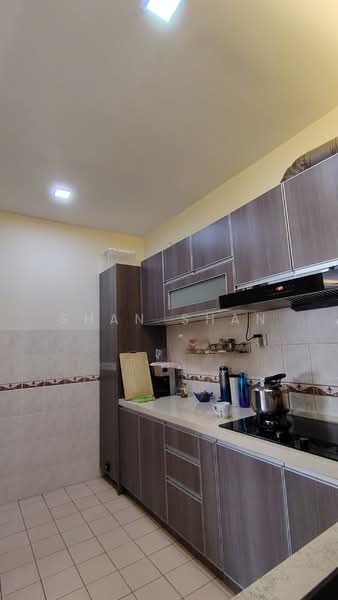 Condominium for Sale at Casa Puteri Condominium - Shan Shan - Kitchen - PropertyGuru.com.my