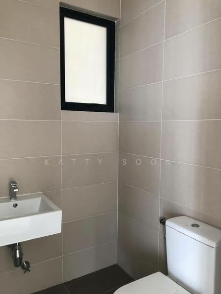 Condominium for Sale at CloudTree Residence - Katty Soon - Bathroom - PropertyGuru.com.my