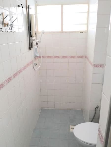 Pangsapuri untuk Disewa di Sri Saujana - Kenny Ooi - Bathroom - PropertyGuru.com.my