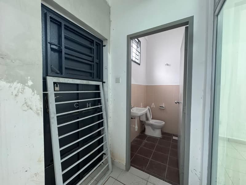2-storey Terraced House for Rent in Taman Pulai Mutiara (Iskandar Puteri (Nusajaya)) - Chloe Lai - Bathroom - PropertyGuru.com.my