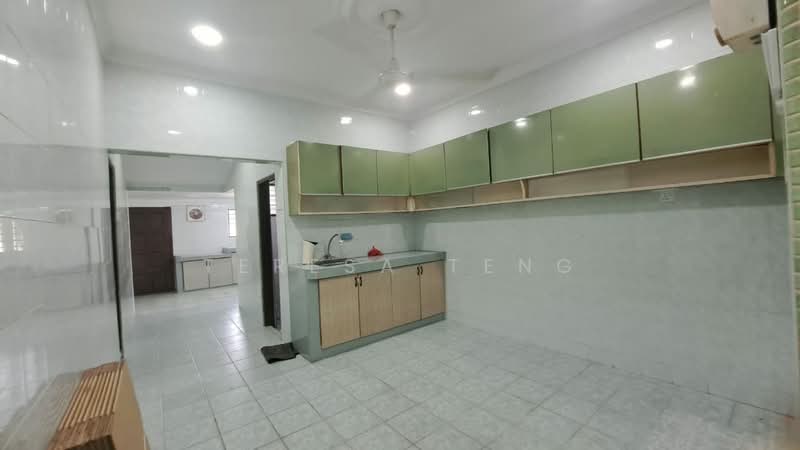 1-storey Terraced House for Rent in Taman Klang Jaya (Klang) - Teresa Teng - Kitchen - PropertyGuru.com.my