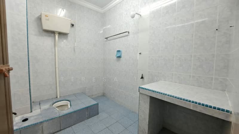 1-storey Terraced House for Rent in Taman Klang Jaya (Klang) - Teresa Teng - Bathroom - PropertyGuru.com.my