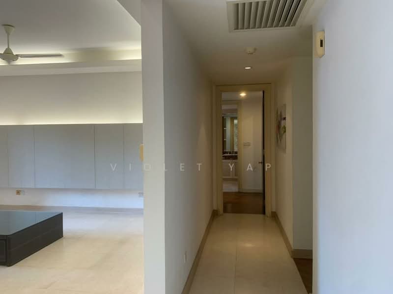 Kondominium untuk Dijual di Hampshire Park Condominium - Violet Yap - Corridor - PropertyGuru.com.my
