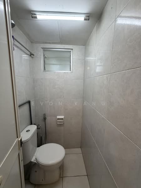 Kondominium untuk Dijual di TRI PINNACLE - Evon Kang - Bathroom - PropertyGuru.com.my