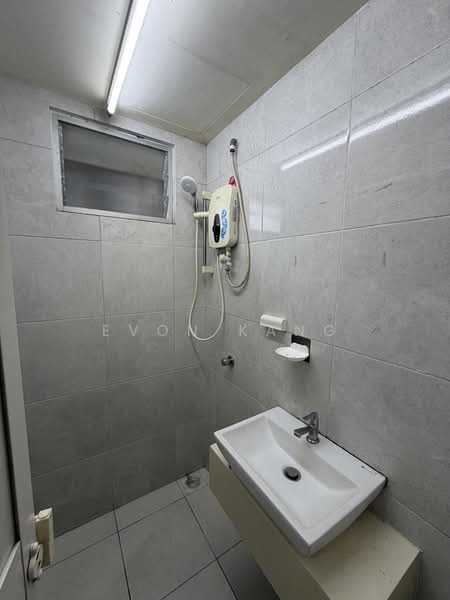 Kondominium untuk Dijual di TRI PINNACLE - Evon Kang - Bathroom - PropertyGuru.com.my
