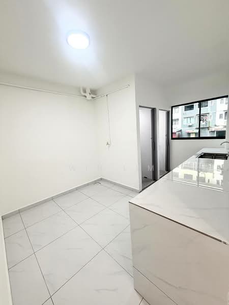Flat for Sale at Taman Cempaka - Win Lim - Kitchen - PropertyGuru.com.my