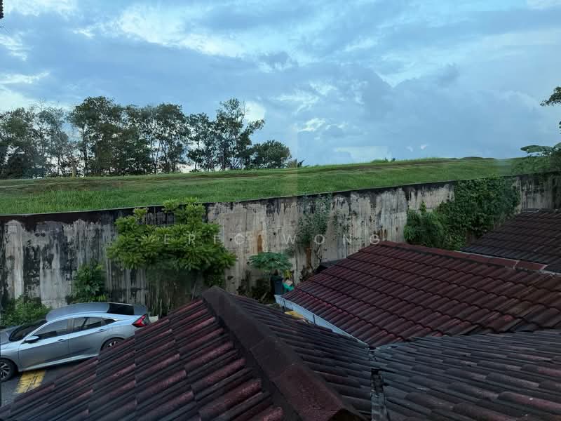 2-storey Terraced House for Rent in Taman Bestari Indah (Ulu Tiram) - Eric Wong - PropertyGuru.com.my