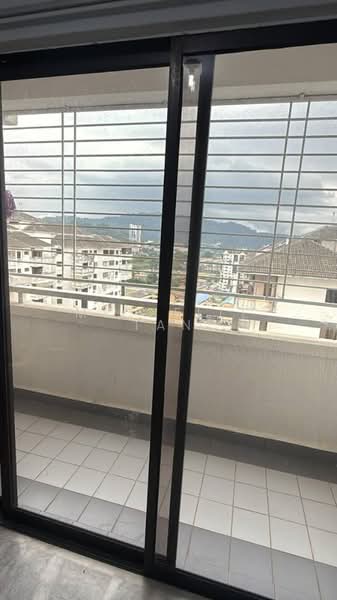 Kondominium untuk Dijual di Chancellor - Michelle Tan - Balcony - PropertyGuru.com.my