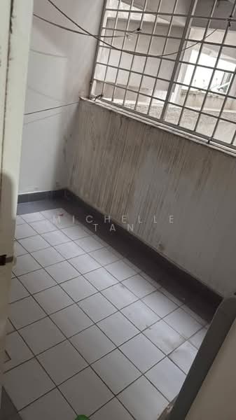 Kondominium untuk Dijual di Chancellor - Michelle Tan - Balcony - PropertyGuru.com.my