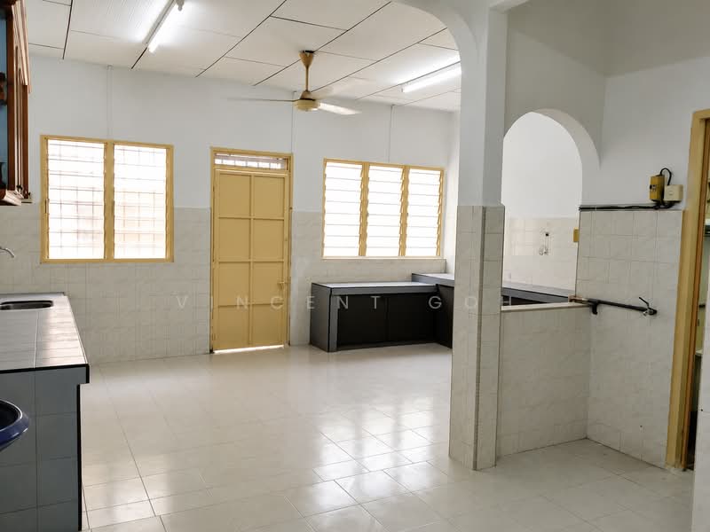 Rumah Teres 2 Tingkat untuk Dijual di Seri Kembangan (Selangor) - Vincent Goh - Kitchen - PropertyGuru.com.my