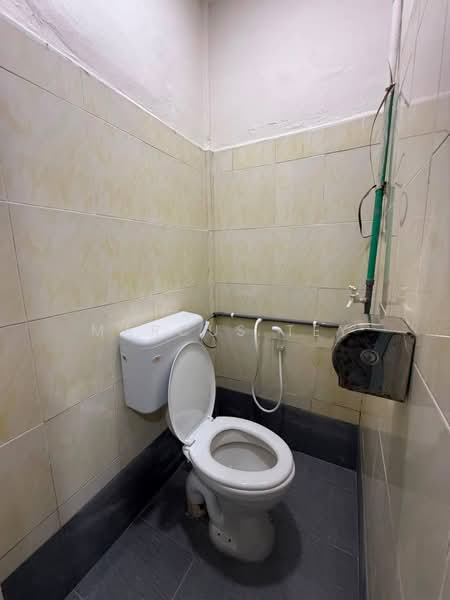 1-storey Terraced House for Sale in Kulai Besar (Kulai) - Marcus Tey - Bathroom - PropertyGuru.com.my