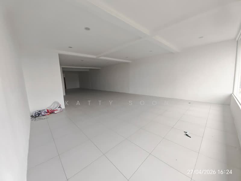 Kedai / Pejabat untuk Disewa di Taman Equine (Seri Kembangan) - Katty Soon - Interior - PropertyGuru.com.my