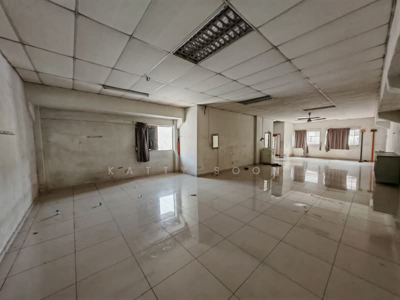 Shop / Office for Rent in Taman Equine (Seri Kembangan) - Katty Soon - PropertyGuru.com.my