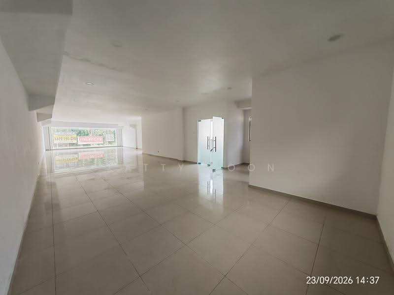 Shop / Office for Rent in Taman Equine (Seri Kembangan) - Katty Soon - Interior - PropertyGuru.com.my