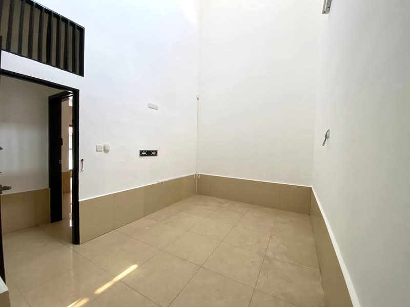 2-storey Terraced House for Sale in Bukit Jelutong (Shah Alam) - Hazwan Hilmi - Interior - PropertyGuru.com.my
