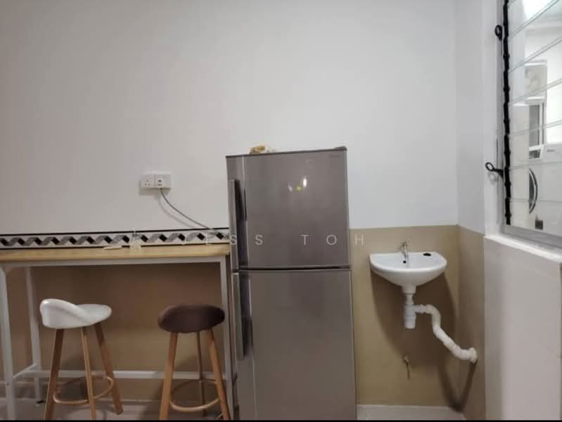 Servis Apartment untuk Disewa di Platinum Lake PV 21 - Jess Toh - Kitchen - PropertyGuru.com.my