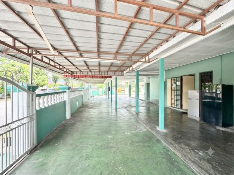 2-storey Terraced House for Sale in Taman Mutiara Rini (Skudai) - Mohamad Rahfi - Exterior - PropertyGuru.com.my