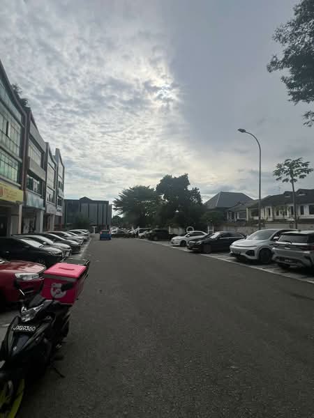 Kedai / Pejabat untuk Dijual di Taman Molek (Johor Bahru) - Tom Loh - Exterior - PropertyGuru.com.my