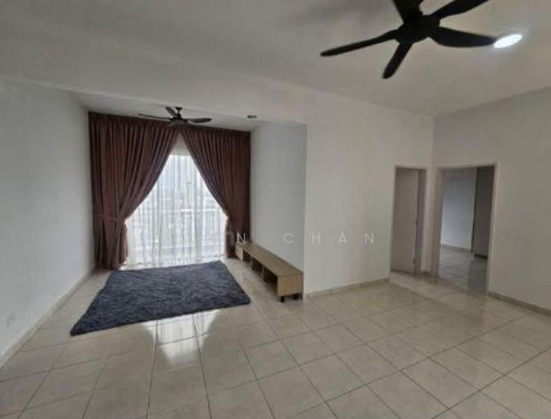 Pangsapuri untuk Disewa di Seri Topaz - Evan Chan - Living Room - PropertyGuru.com.my
