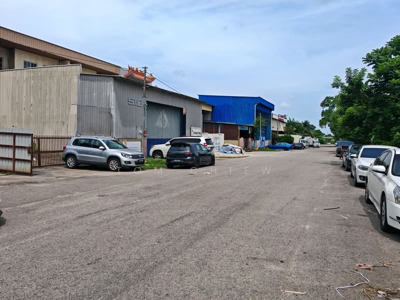 Terrace Factory for Rent in Johor Bahru (Johor) - Tom Chiew - Exterior - PropertyGuru.com.my