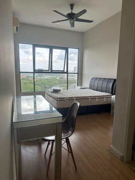Pangsapuri untuk Disewa di Senibong Cove - The WaterEdge Residences - Bernice Tee - Bedroom - PropertyGuru.com.my