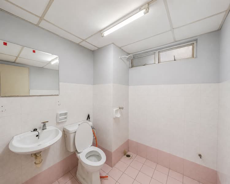 Pangsapuri untuk Dijual di Suria Kipark Damansara - Jim Ling - Bathroom - PropertyGuru.com.my