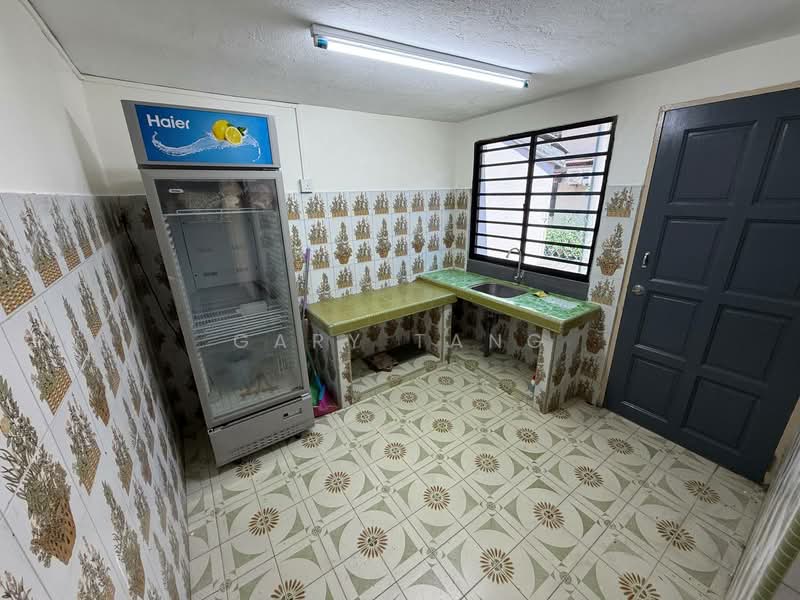 1-storey Terraced House for Sale in Taman Ramai (Ipoh) - Gary Tang - Kitchen - PropertyGuru.com.my