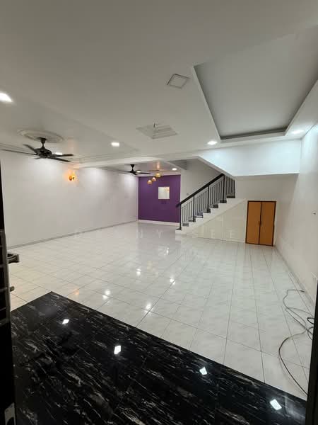 2-storey Terraced House for Sale in Bandar Indahpura (Kulai) - Danny See - Living Room - PropertyGuru.com.my