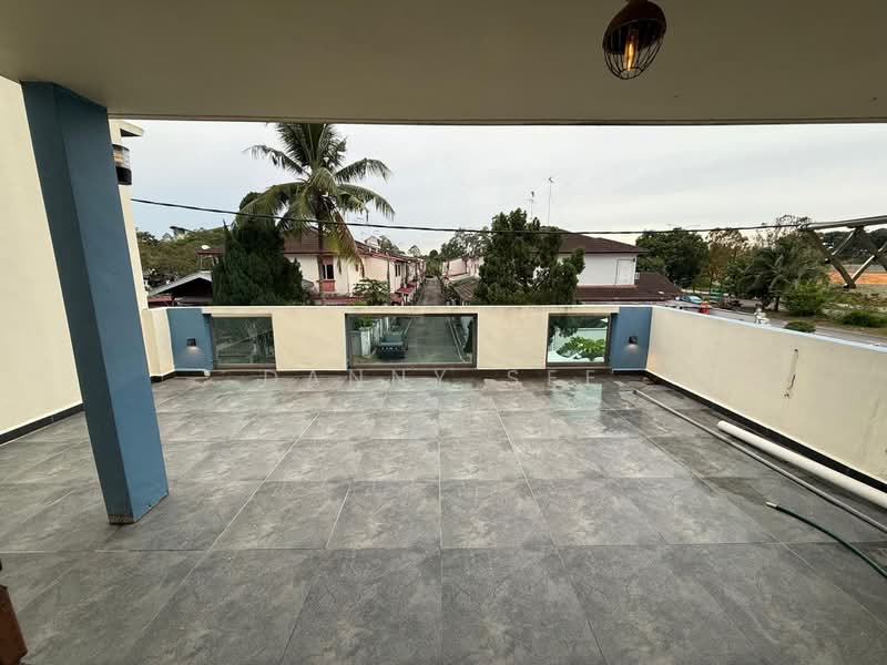 2-storey Terraced House for Sale in Bandar Indahpura (Kulai) - Danny See - Balcony - PropertyGuru.com.my