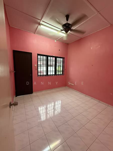 2-storey Terraced House for Sale in Bandar Indahpura (Kulai) - Danny See - Interior - PropertyGuru.com.my