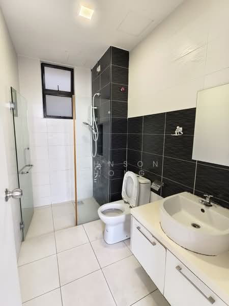 Servis Apartment untuk Disewa di The Platino Serviced Apartment - Johnson Chong - Bathroom - PropertyGuru.com.my