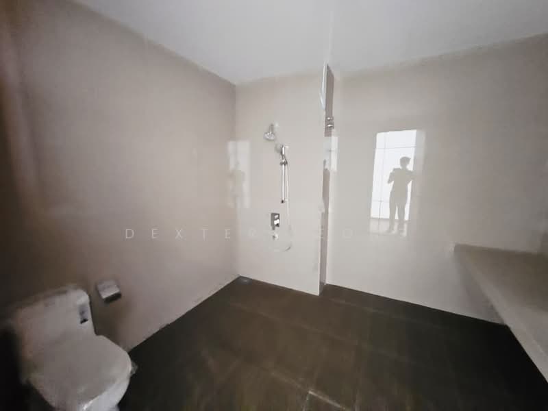 Rumah Teres 4 Tingkat untuk Dijual di Damansara Perdana (Selangor) - Dexter Yeong - Bathroom - PropertyGuru.com.my