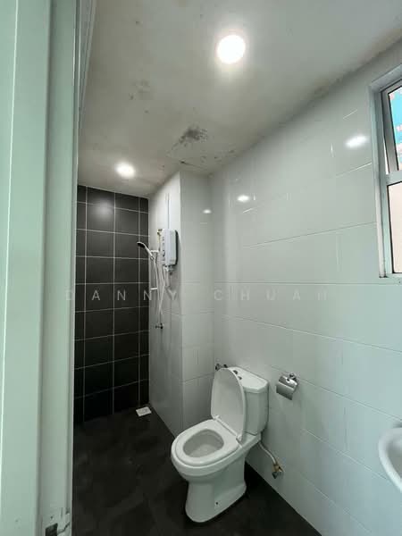 Service Residence for Rent at The Zizz @ Damansara North - Danny Chuah - Bathroom - PropertyGuru.com.my