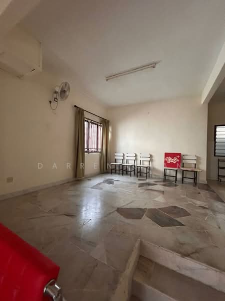 Rumah Teres untuk Disewa di Bandar Sungai Long (Selangor) - Darren Chan - Living Room - PropertyGuru.com.my