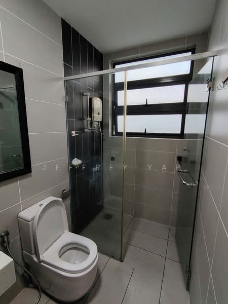 Service Residence for Rent at The Cruise Residence - Jeffrey Yap - Bathroom - PropertyGuru.com.my