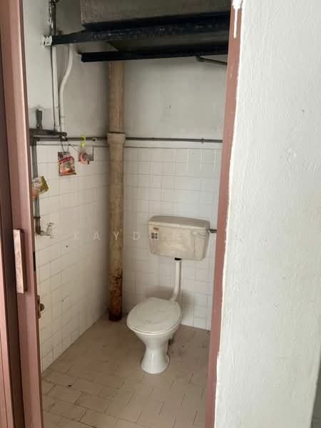 Rumah Flat untuk Dijual di Taman Daya - Jalan Nipah 11, 12 - Kayden Ng - PropertyGuru.com.my