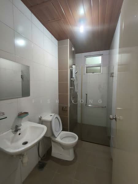 Condominium for Rent at Fairway Suites - Fish Yong - PropertyGuru.com.my