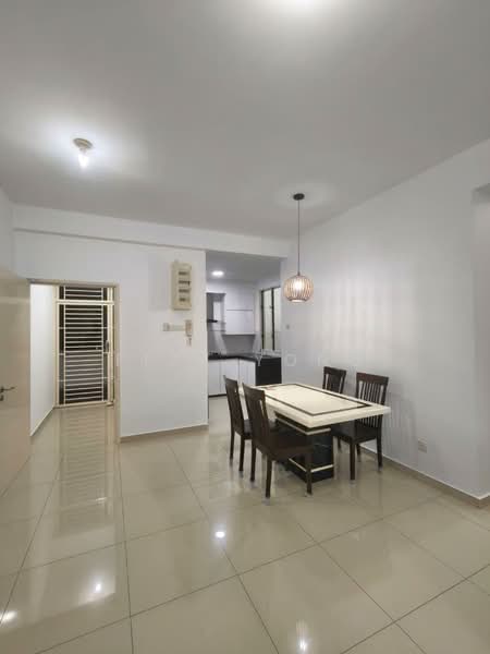 Condominium for Rent at Fairway Suites - Fish Yong - PropertyGuru.com.my