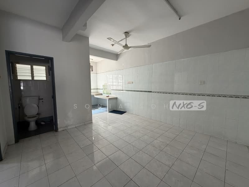 Rumah Teres 2 Tingkat untuk Dijual di Kota Kemuning (Shah Alam) - Sonia Soh - Bathroom - PropertyGuru.com.my