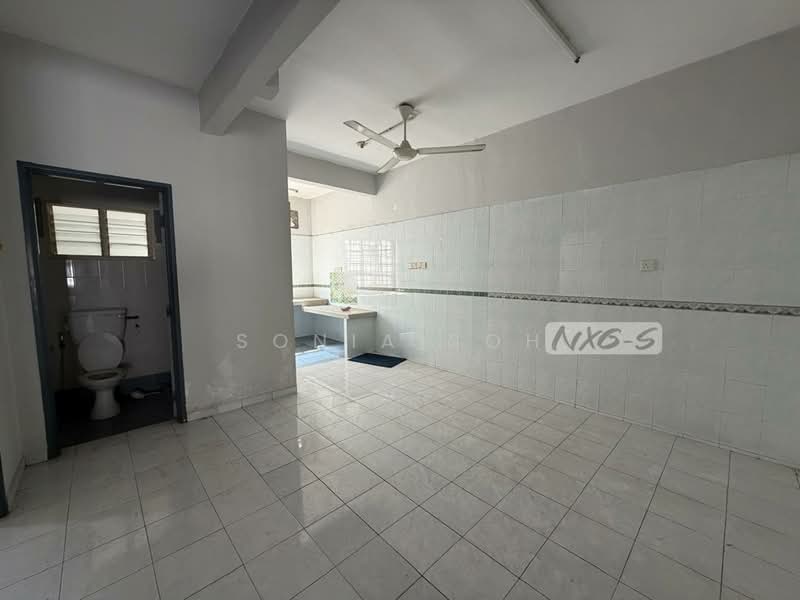 Rumah Teres 2 Tingkat untuk Dijual di Kota Kemuning (Shah Alam) - Sonia Soh - Bathroom - PropertyGuru.com.my