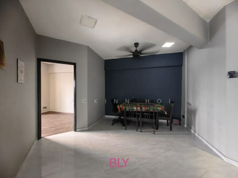 Kondominium untuk Disewa di Regency Condominium - Zackinn Hoi - Dining Room - PropertyGuru.com.my