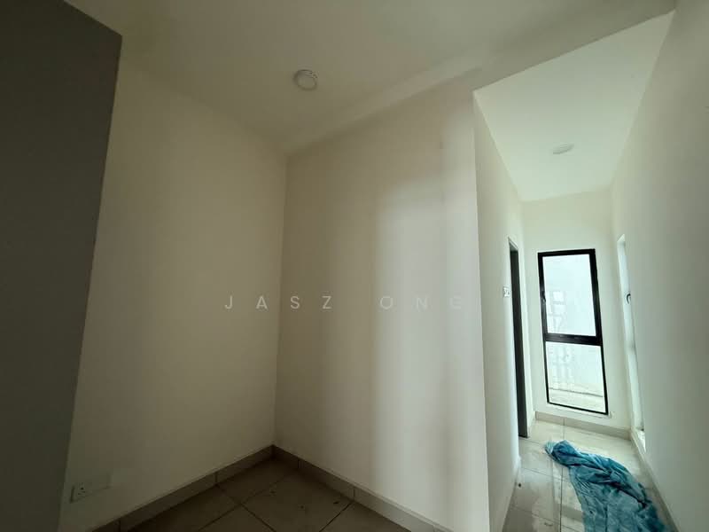 Service Residence for Sale at G Residence - Jasz Ong - Corridor - PropertyGuru.com.my