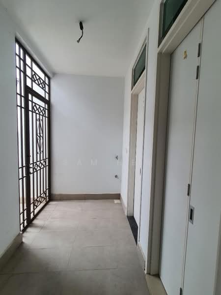 Rumah Kluster untuk Disewa di Eco Majestic (Semenyih) - Sam Hew - Entrance - PropertyGuru.com.my