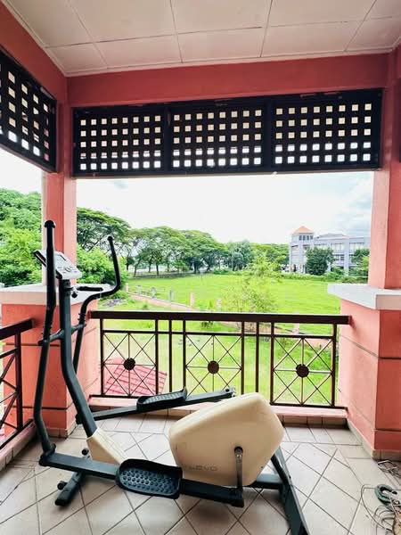 2-storey Terraced House for Sale in Desa Latania (Shah Alam) - Jason Lim - Balcony - PropertyGuru.com.my