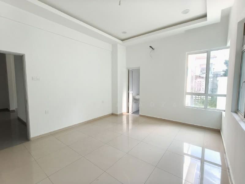 Semi-Detached House for Sale in Canary Garden (Klang) - Nor Khafadzah - Interior - PropertyGuru.com.my