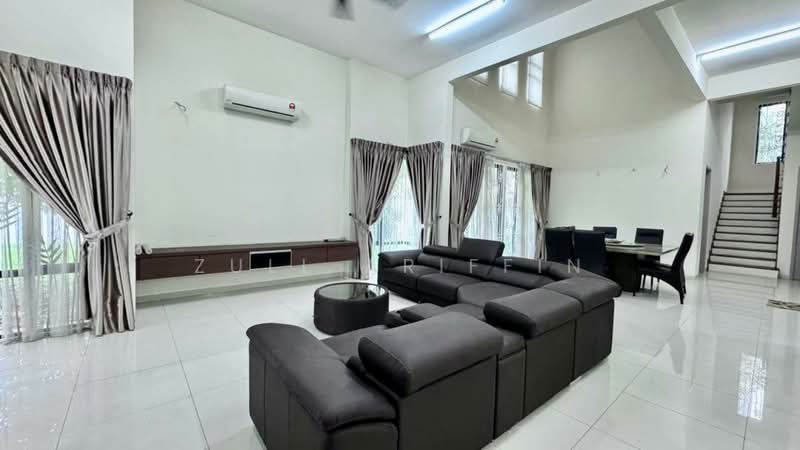 Rumah Banglo untuk Dijual di Taman Melati (Jenjarom) - ZULL ARIFFIN - Living Room - PropertyGuru.com.my